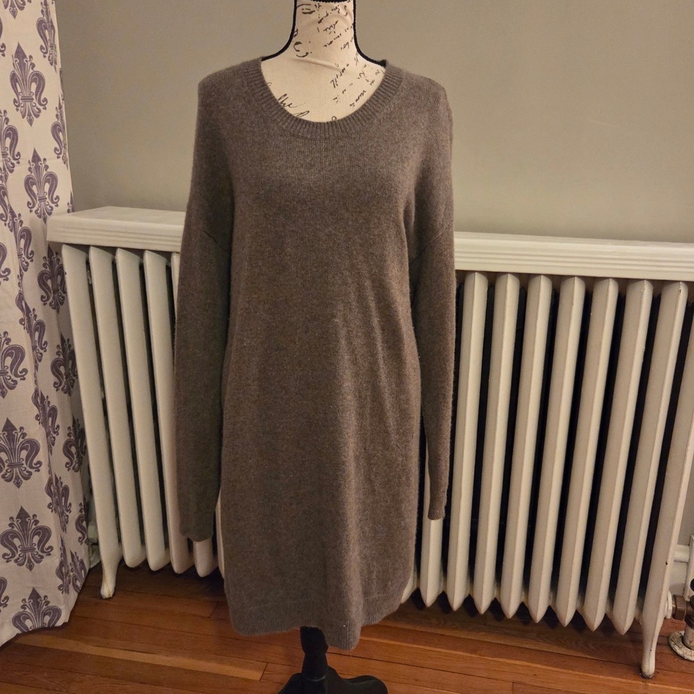 Reformation Henrietta 100% Cashmere Long Sleeve Sweater Dress in Cocoa, Sz L